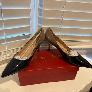 Classic Black and Tan Pointed-Toe Heels